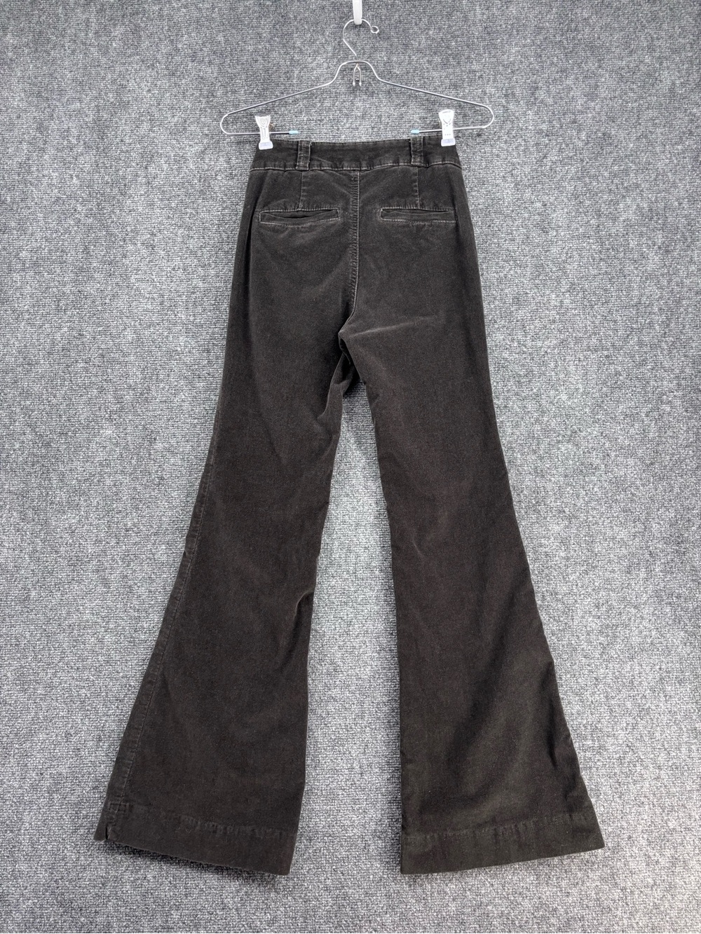 Anthropologie Pilcro The Icon Retro Gray Soft Corduroy Flare Leg Pants Women’s 4 - Picture 3 of 13